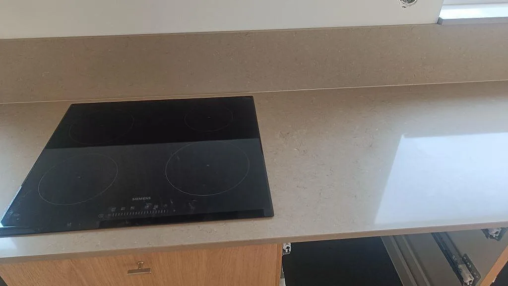 Køkkenbordplade i Silestone Coral Clay, Lund – billede 5