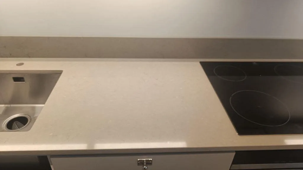 Køkkenbordplade i Silestone Coral Clay, Malmö – billede 5