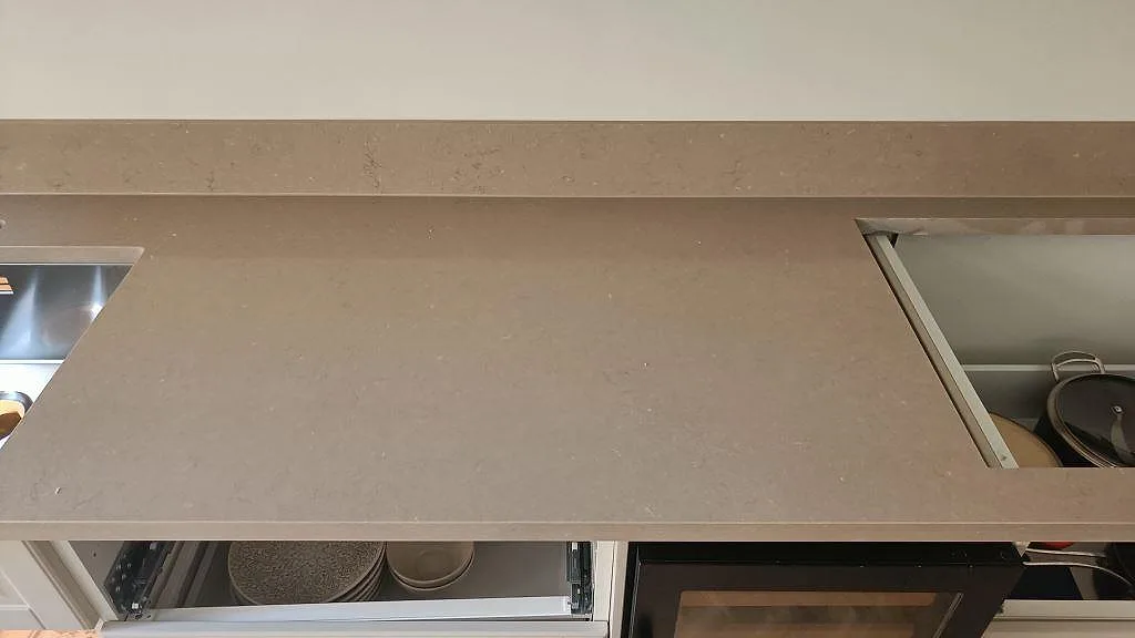 Køkkenbordplade i Silestone Coral Clay, Malmö – billede 5