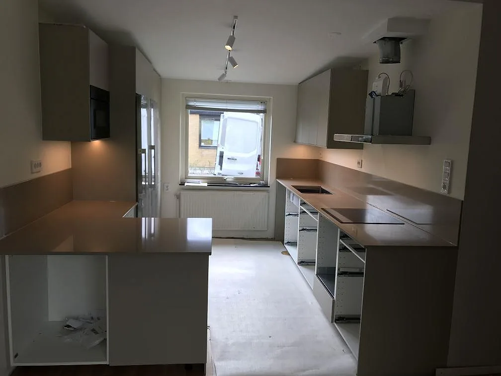 Køkkenbordplade i Silestone Coral Clay, Malmö – billede 4
