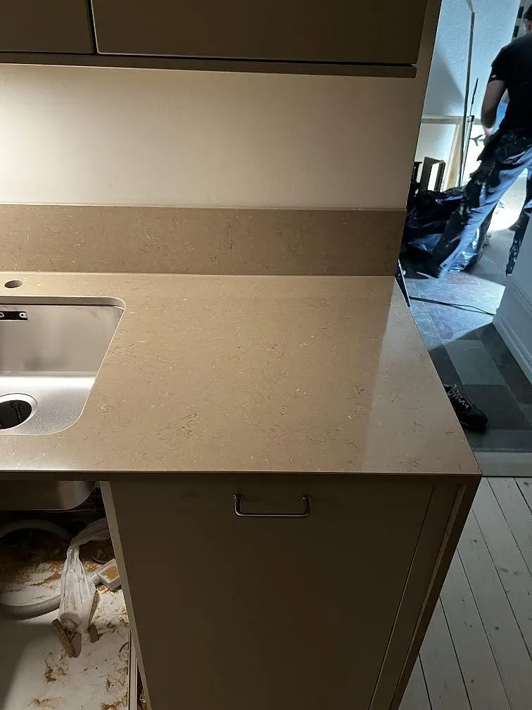 Køkkenbordplade i Silestone Coral Clay, Malmö – billede 4