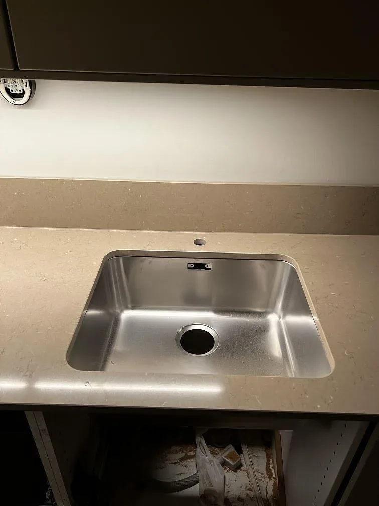 Køkkenbordplade i Silestone Coral Clay, Malmö – billede 3