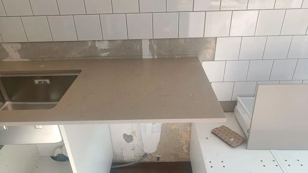 Køkkenbordplade i Silestone Coral Clay, Malmö – billede 5