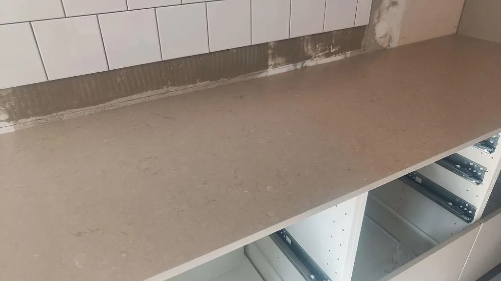 Køkkenbordplade i Silestone Coral Clay, Malmö – billede 6