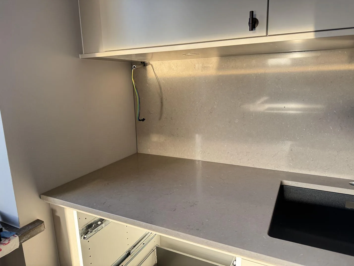 Køkkenbordplade i Silestone Coral Clay, Malmö – billede 4