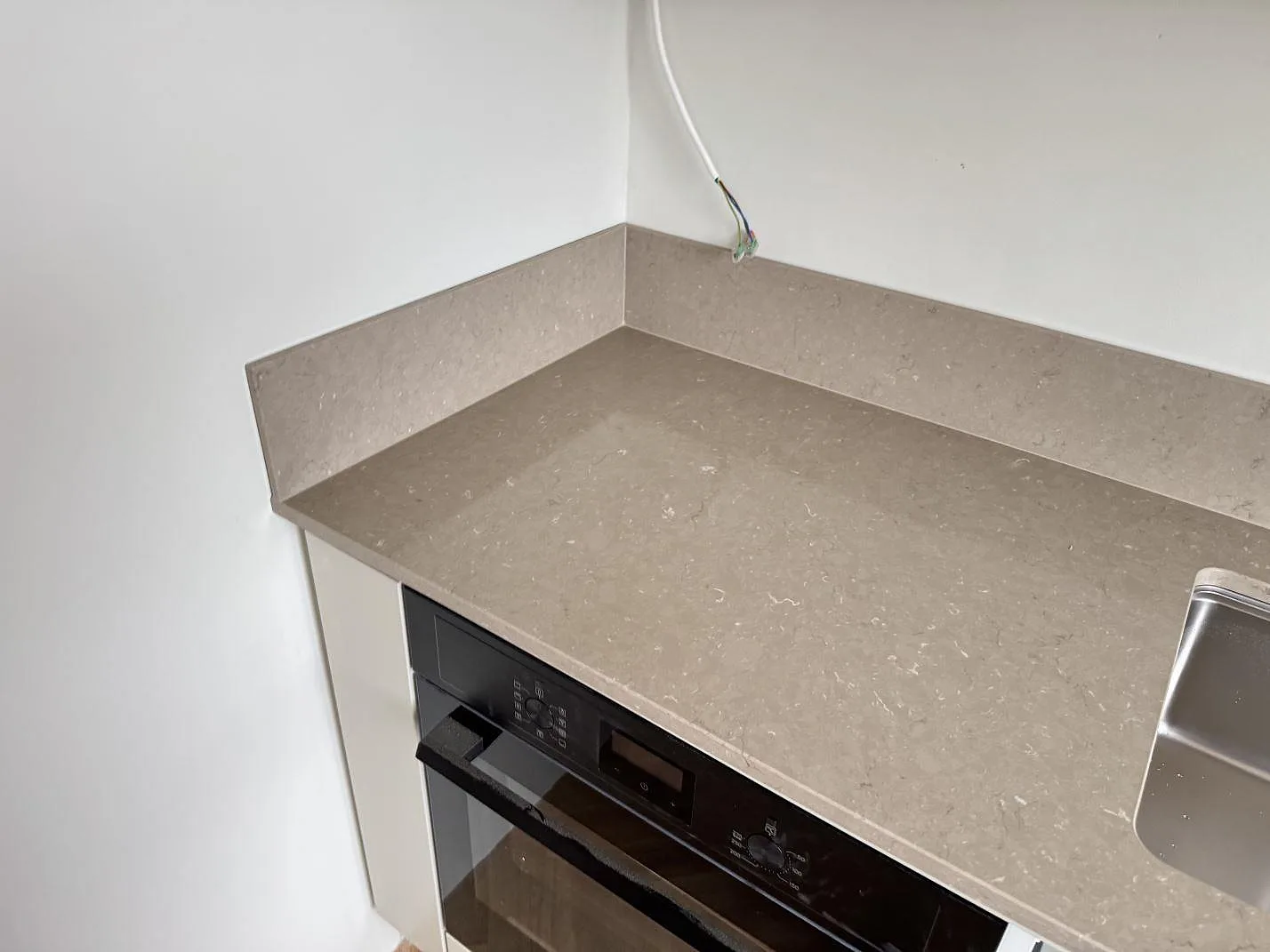 Køkkenbordplade i Silestone Coral Clay, Malmö – billede 5