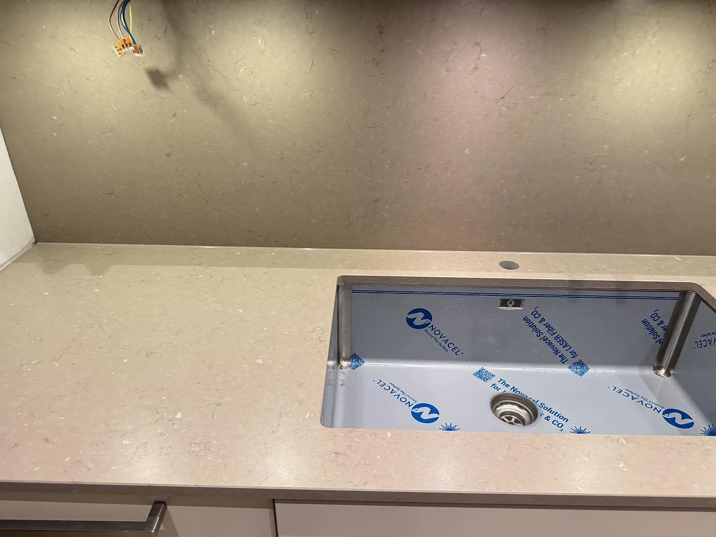 Køkkenbordplade i Silestone Coral Clay, Malmö – billede 2