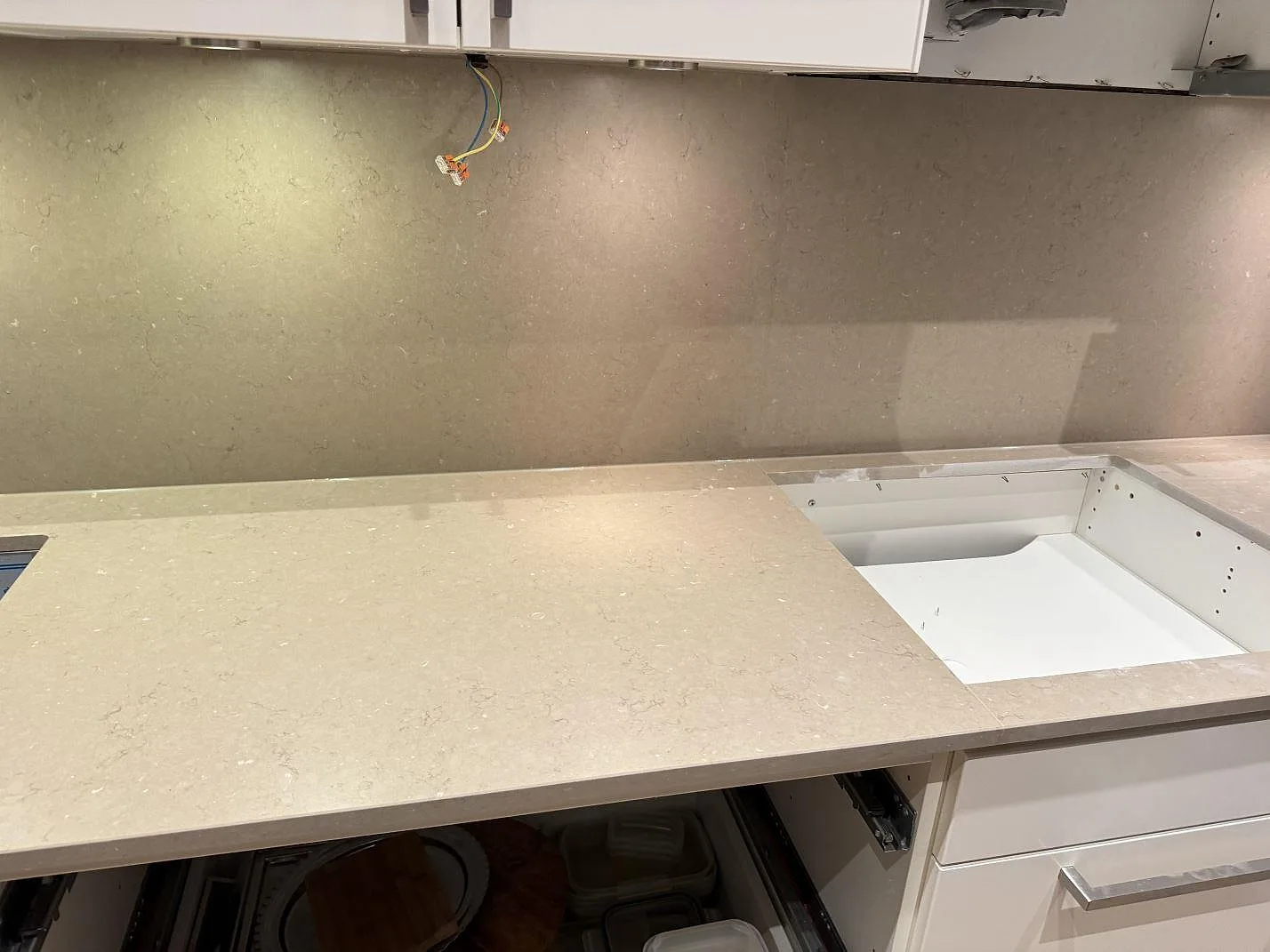 Køkkenbordplade i Silestone Coral Clay, Malmö – billede 5