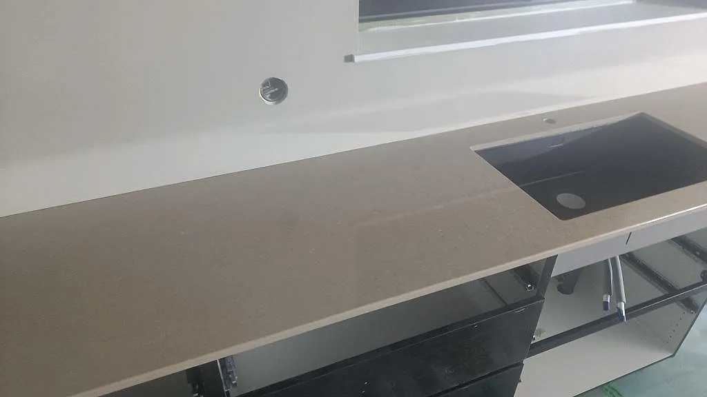 Køkkenbordplade i Silestone Coral Clay, Mörrum – billede 3
