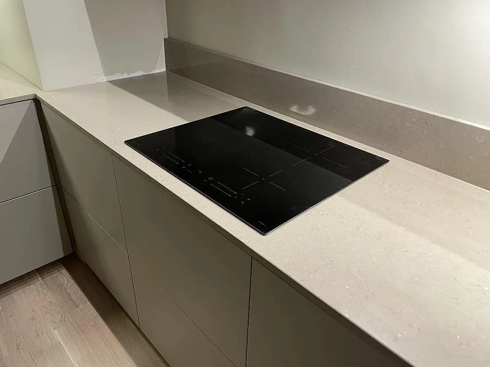 Køkkenbordplade i Silestone Coral Clay, Nacka – billede 4