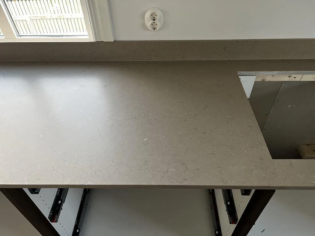 Køkkenbordplade i Silestone Coral Clay, Öckerö – billede 4