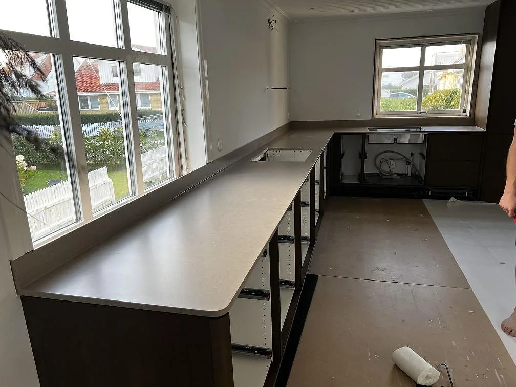 Køkkenbordplade i Silestone Coral Clay, Öckerö