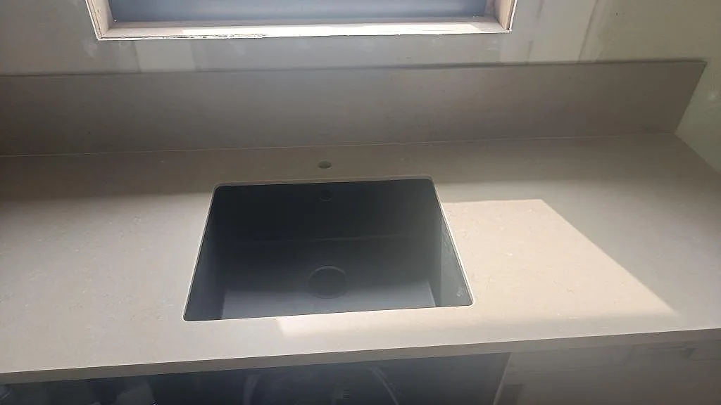 Køkkenbordplade i Silestone Coral Clay, Öckerö – billede 6
