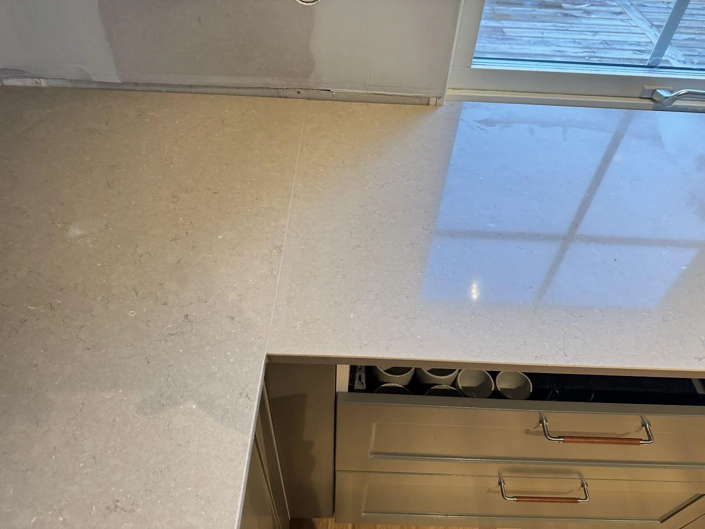 Køkkenbordplade i Silestone Coral Clay, Saxtorp – billede 8