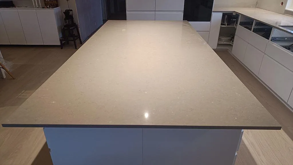 Køkkenbordplade i Silestone Coral Clay, Sjöbo – billede 3