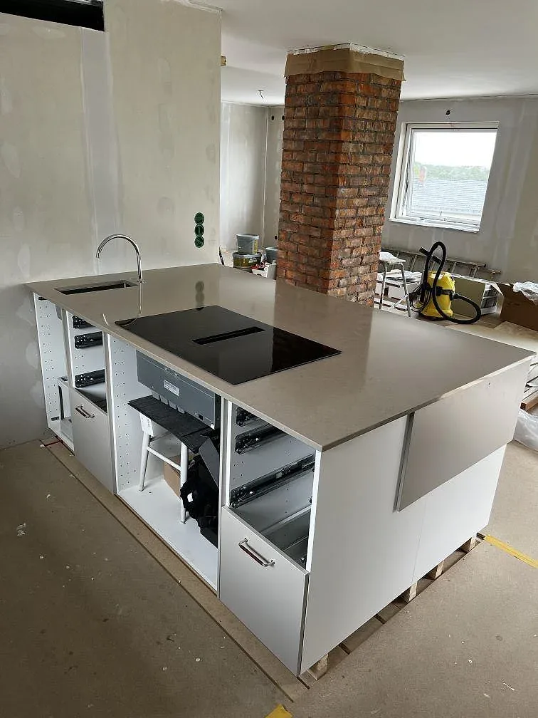 Køkkenbordplade i Silestone Coral Clay, Skövde – billede 2