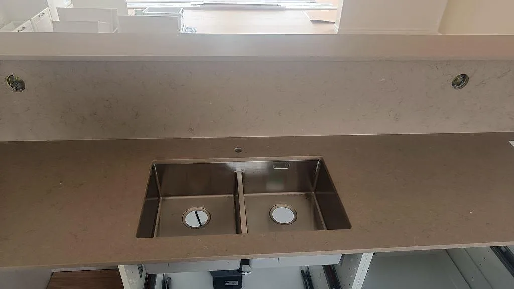 Køkkenbordplade i Silestone Coral Clay, Skurup – billede 3