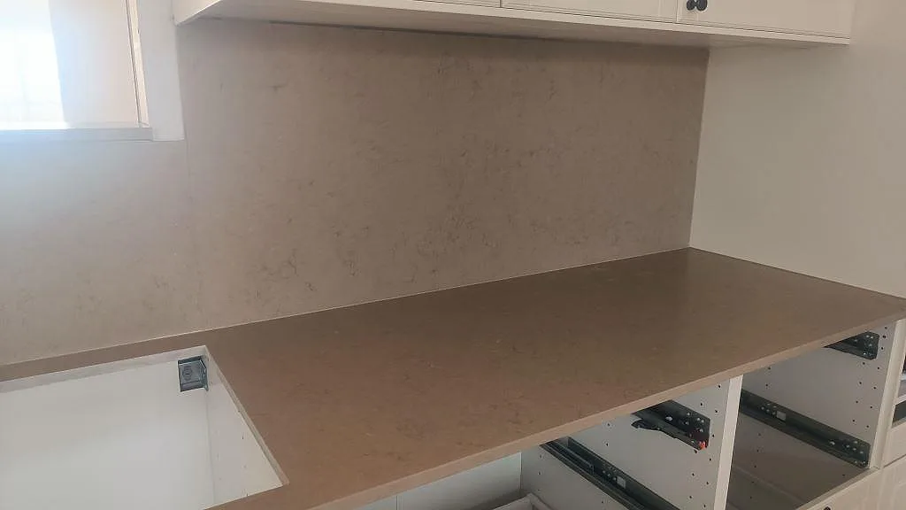 Køkkenbordplade i Silestone Coral Clay, Skurup – billede 6