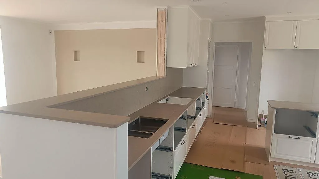 Køkkenbordplade i Silestone Coral Clay, Skurup
