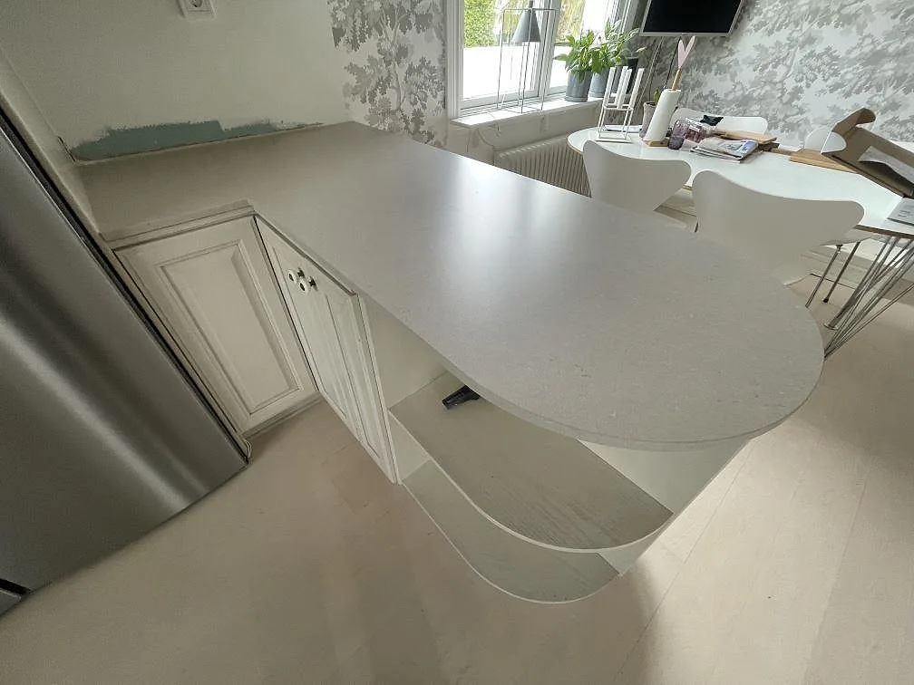 Køkkenbordplade i Silestone Coral Clay, Sollentuna – billede 2