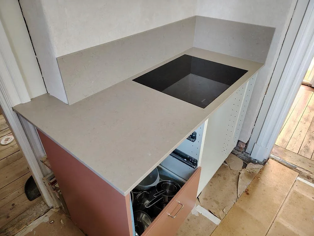 Køkkenbordplade i Silestone Coral Clay, Spånga – billede 2