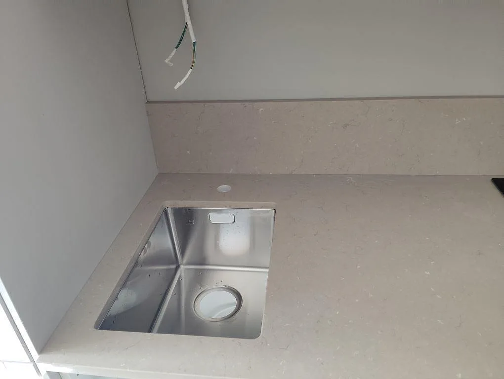 Køkkenbordplade i Silestone Coral Clay, Stockholm – billede 3