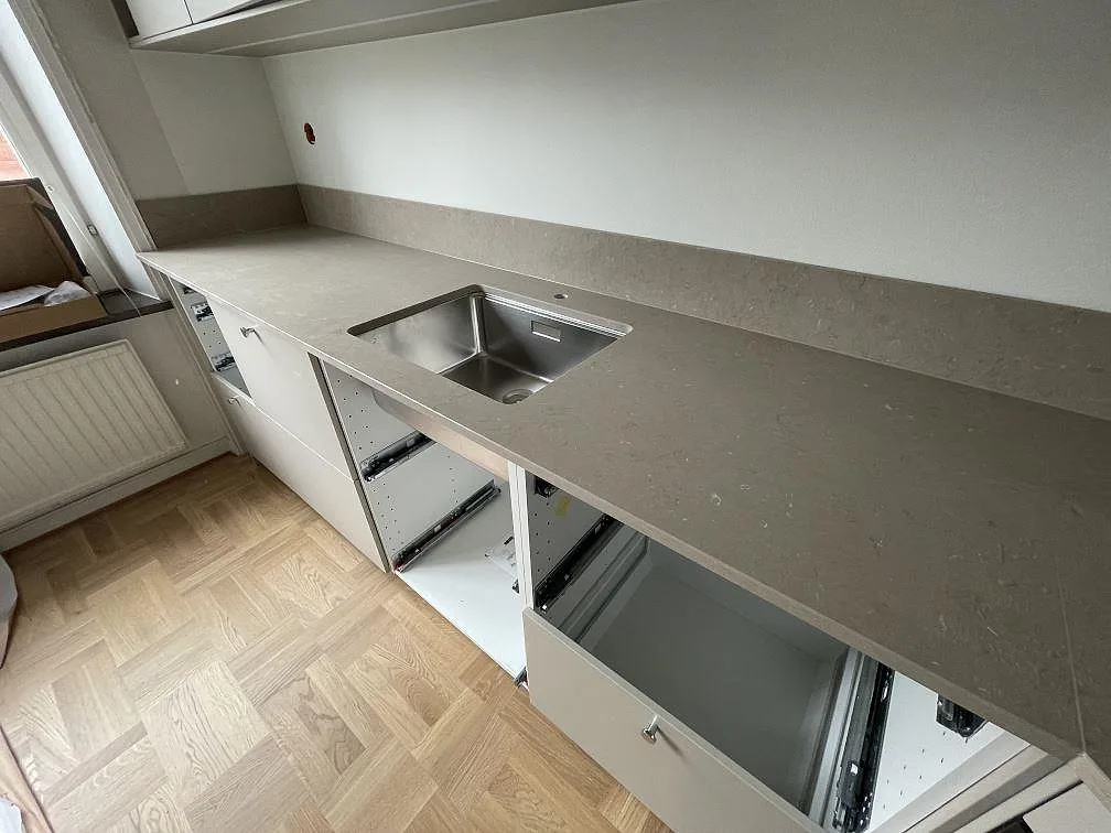Køkkenbordplade i Silestone Coral Clay, Stockholm – billede 2