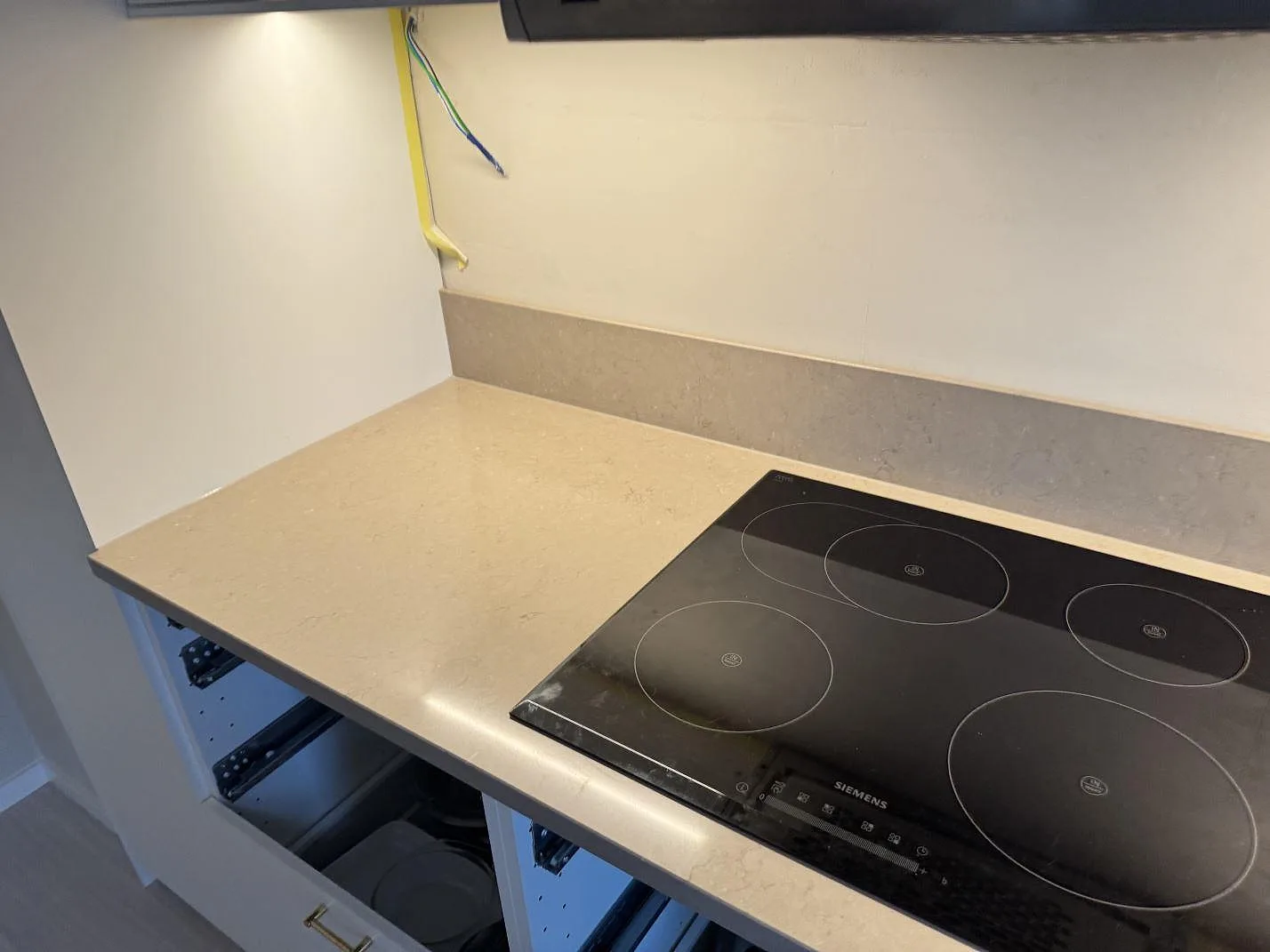 Køkkenbordplade i Silestone Coral Clay, Svedala – billede 3