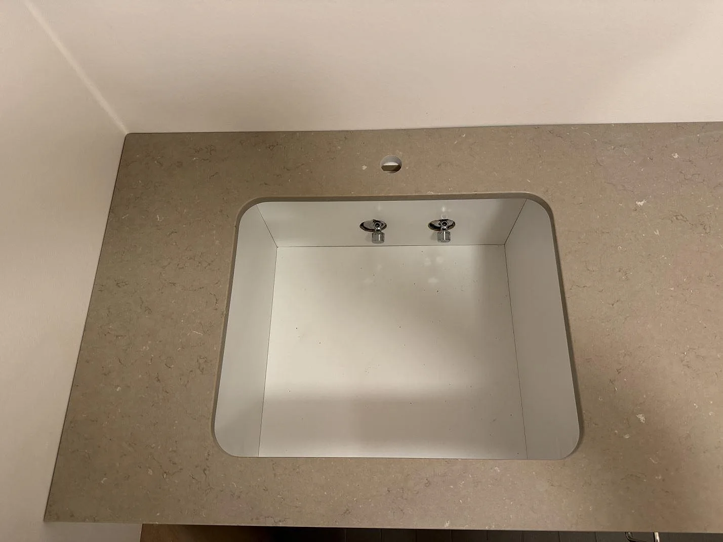 Køkkenbordplade i Silestone Coral Clay, Svendborg – billede 4