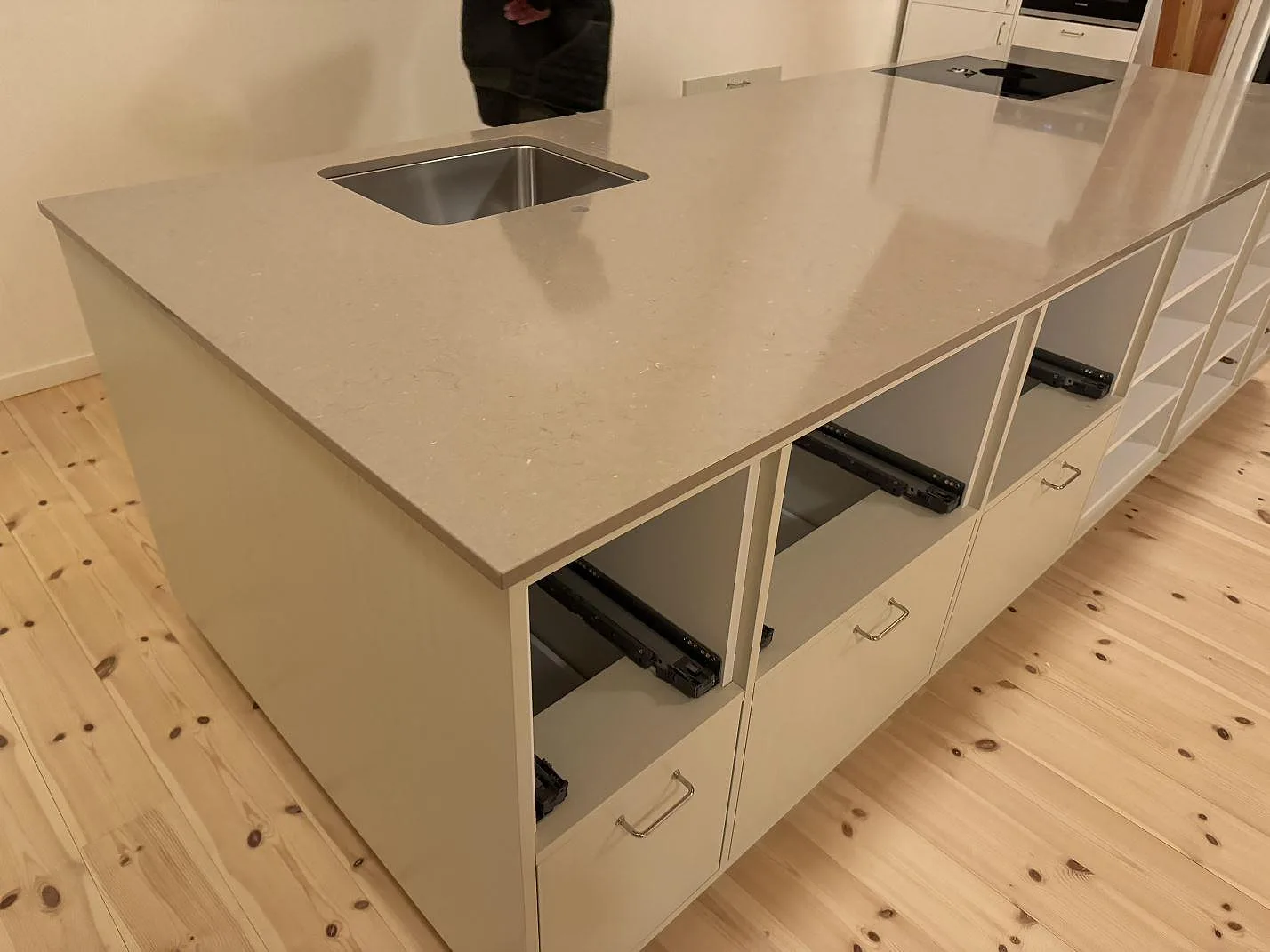 Køkkenbordplade i Silestone Coral Clay, Svendborg – billede 3