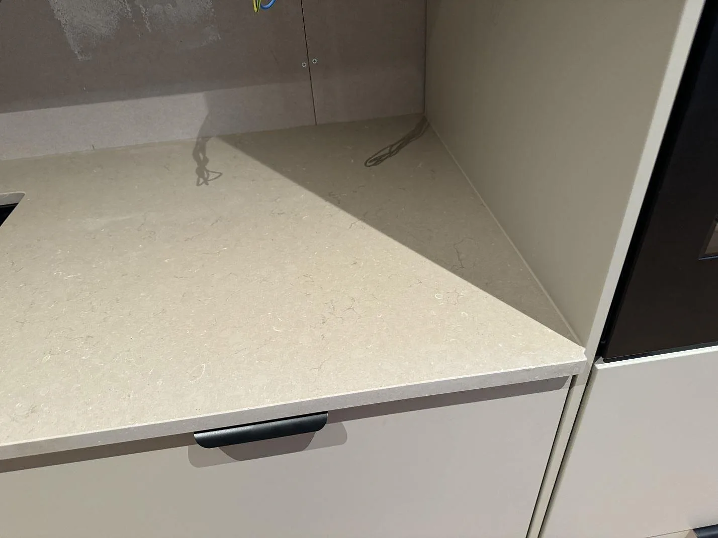 Køkkenbordplade i Silestone Coral Clay, Trollhättan – billede 8