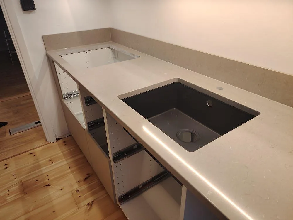 Køkkenbordplade i Silestone Coral Clay, Uppsala – billede 2