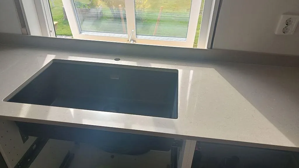 Køkkenbordplade i Silestone Coral Clay, väckelsång – billede 3