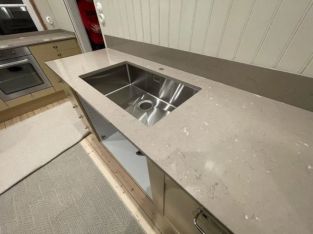 Køkkenbordplade i Silestone Coral Clay, Västerås – billede 7