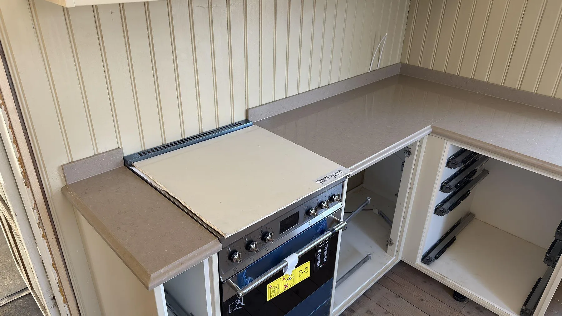 Køkkenbordplade i Silestone Coral Clay, Valla, Katrineholm – billede 5