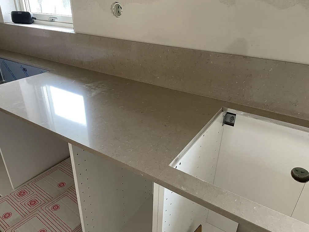 Køkkenbordplade i Silestone Coral Clay, Varberg – billede 4