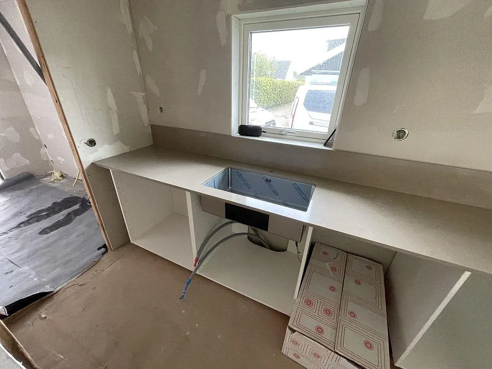 Køkkenbordplade i Silestone Coral Clay, Varberg – billede 3