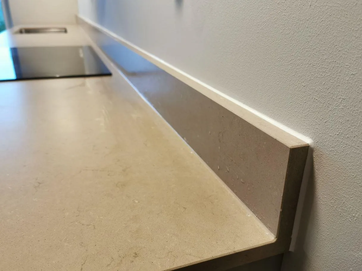 Køkkenbordplade i Silestone Coral Clay, Vejbystrand – billede 8