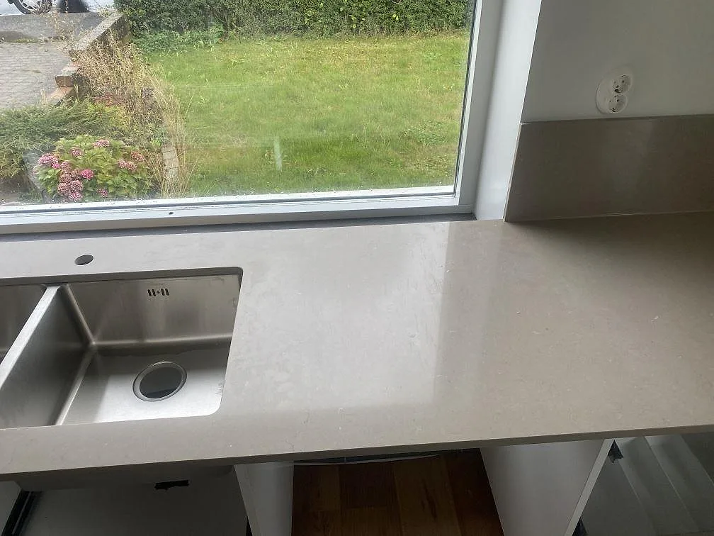 Køkkenbordplade i Silestone Coral Clay, Vellinge – billede 2