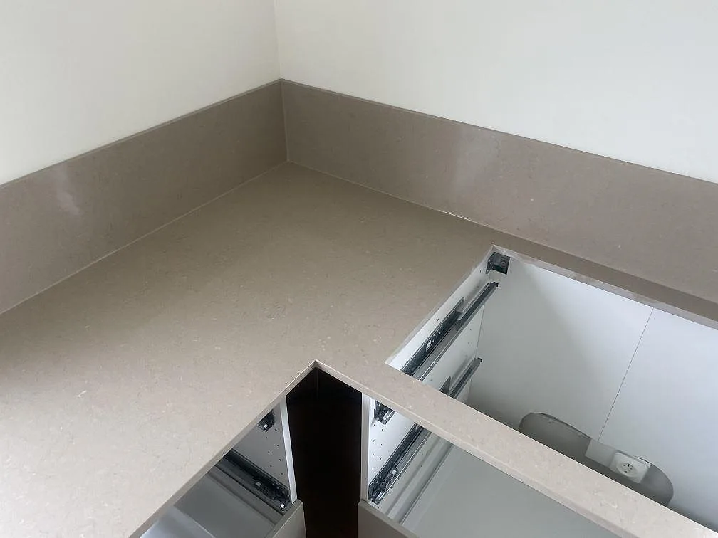 Køkkenbordplade i Silestone Coral Clay, Vellinge – billede 7