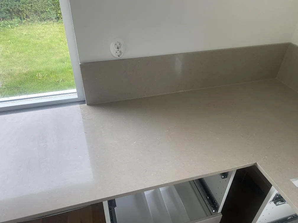Køkkenbordplade i Silestone Coral Clay, Vellinge – billede 4