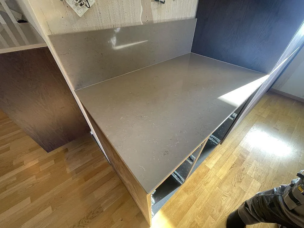 Køkkenbordplade i Silestone Coral Clay, Vendelsö – billede 5