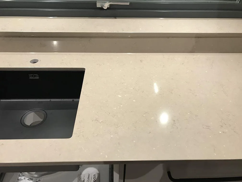 Køkkenbordplade i Silestone Coral Clay, Vrigstad – billede 3
