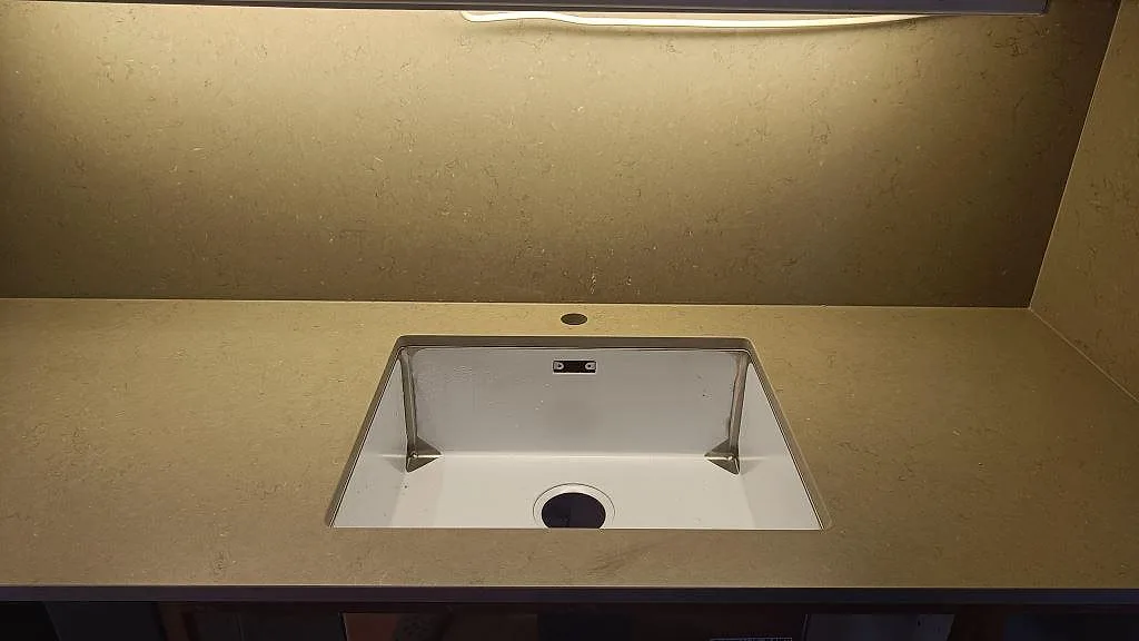 Køkkenbordplade i Silestone Coral Clay, Ystad – billede 3