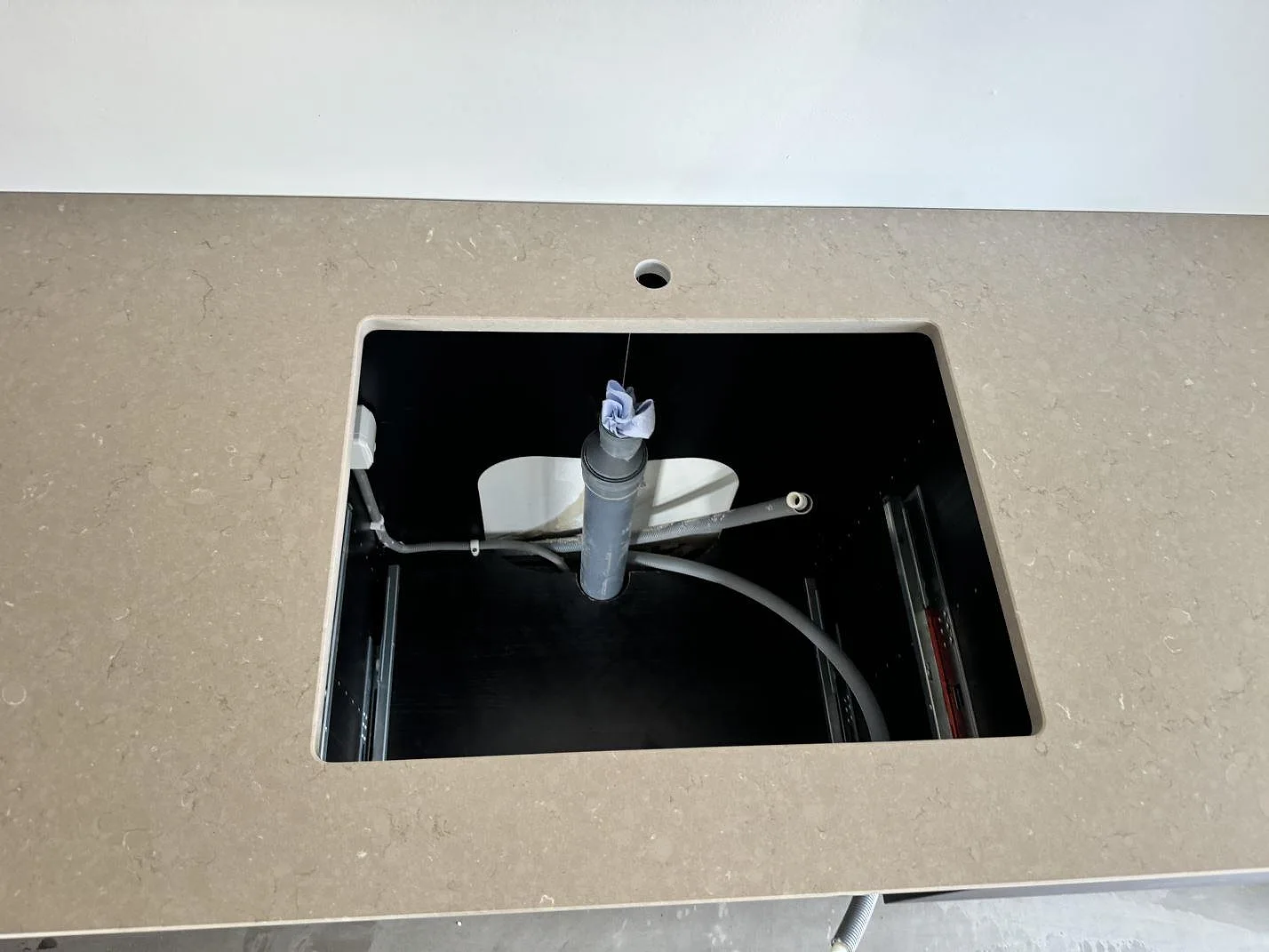 Køkkenbordplade i Silestone Coral Clay, Ystad – billede 7