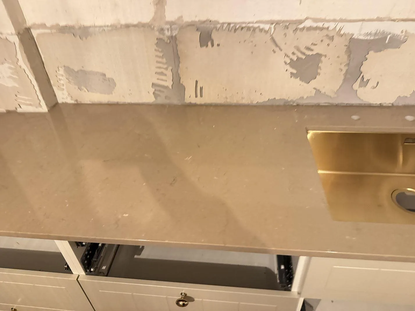 Køkkenbordplade i Silestone Coral Clay, Ystad – billede 7