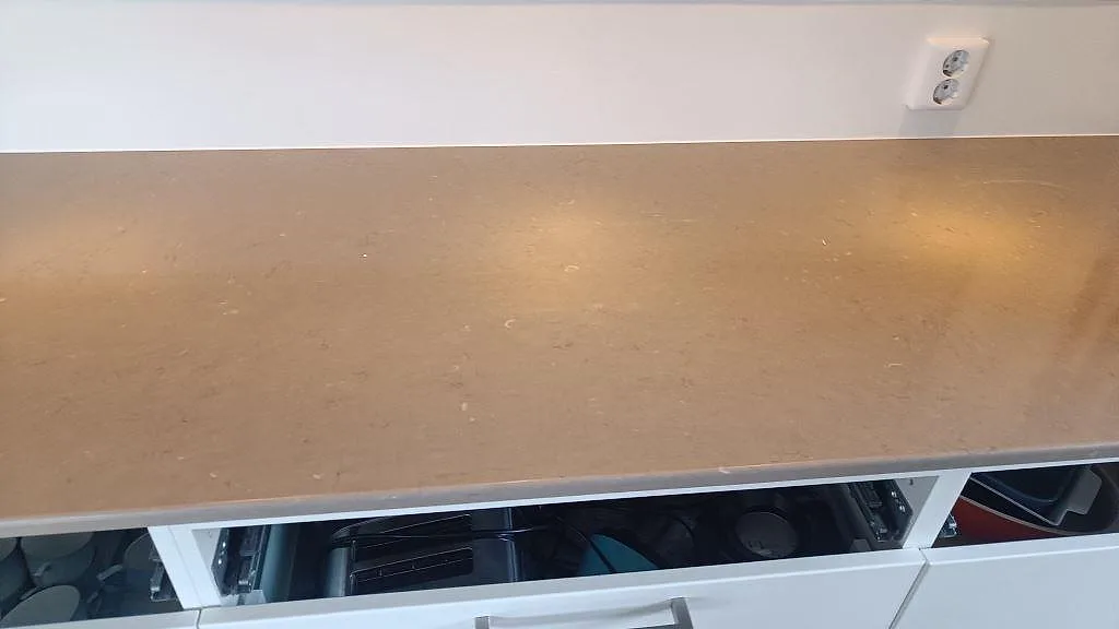 Køkkenbordplade i Silestone Coral Clay, Ytterby – billede 7