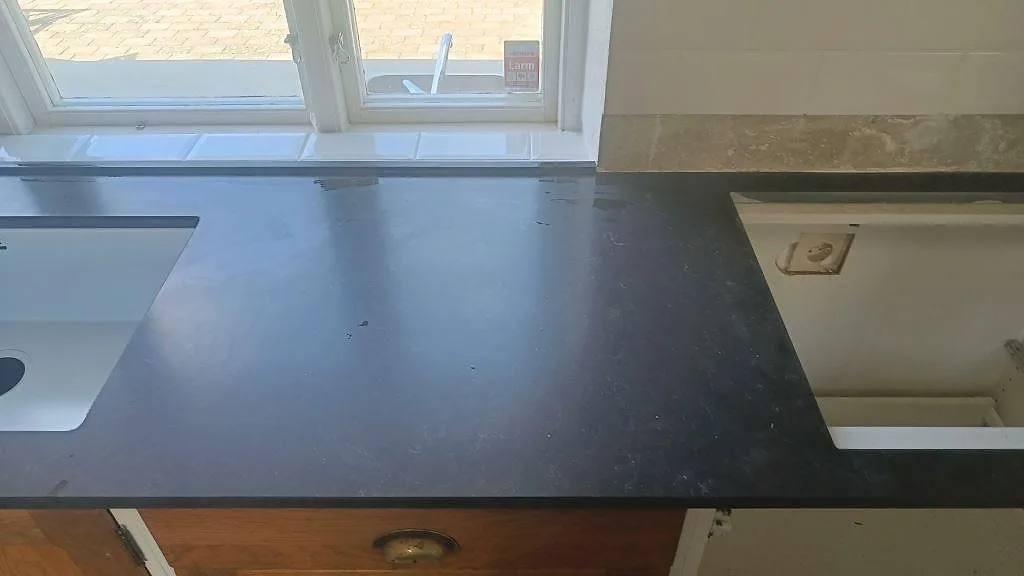 Køkkenbordplade i Silestone Corktown, Blentarp – billede 4