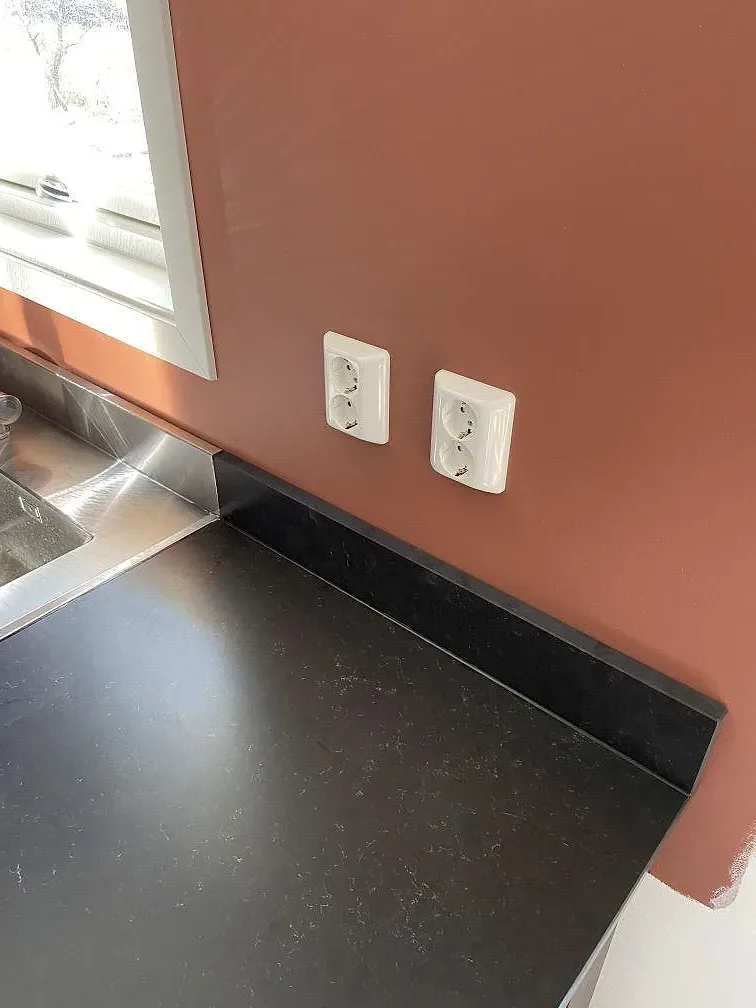 Køkkenbordplade i Silestone Corktown, Gråbo – billede 5