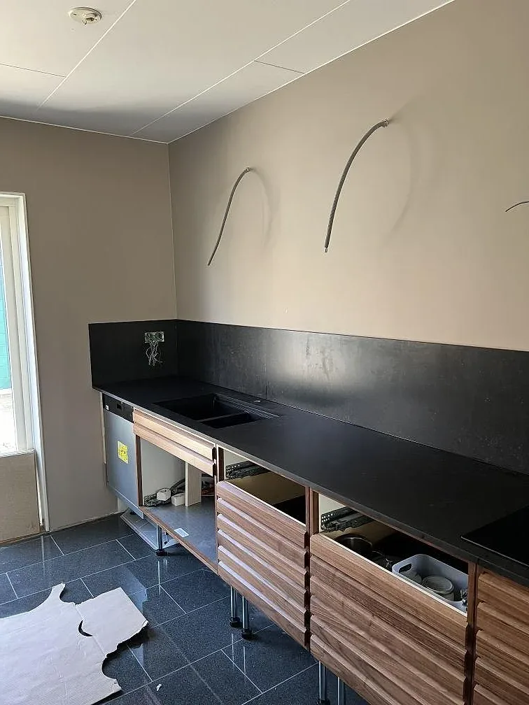 Køkkenbordplade i Silestone Corktown, Lomma – billede 2